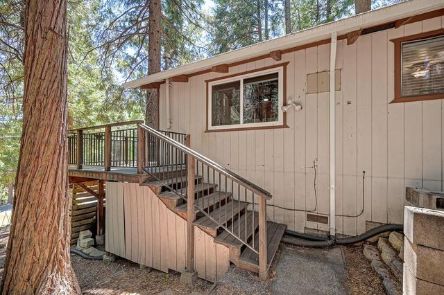 3301 Hazel St, Pollock Pines, CA 95726