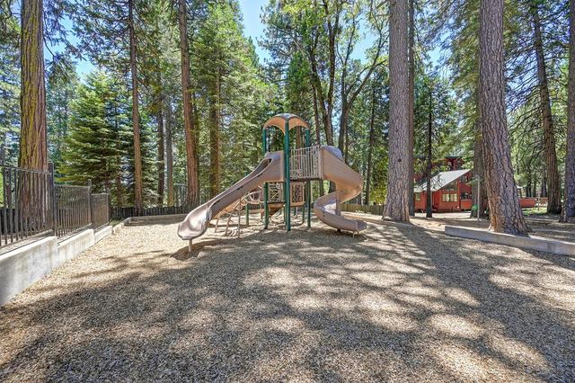 3301 Hazel St, Pollock Pines, CA 95726