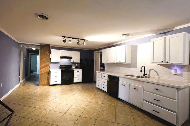 212 Everette Drive, Houma, LA 70364