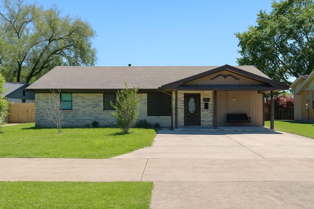 212 Everette Drive, Houma, LA 70364