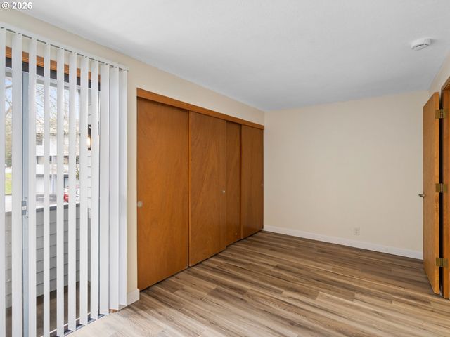 4461 Sw GARDEN HOME Rd, Portland, OR 97219