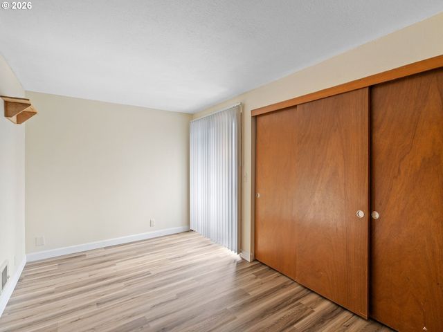 4461 Sw GARDEN HOME Rd, Portland, OR 97219