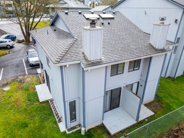 4461 Sw GARDEN HOME Rd, Portland, OR 97219