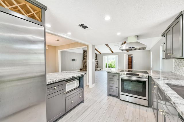 9311 Masters Road, Manvel, TX 77578