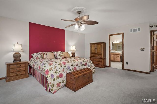 141 Canyon Creek Circle, Moscow Mills, MO 63362