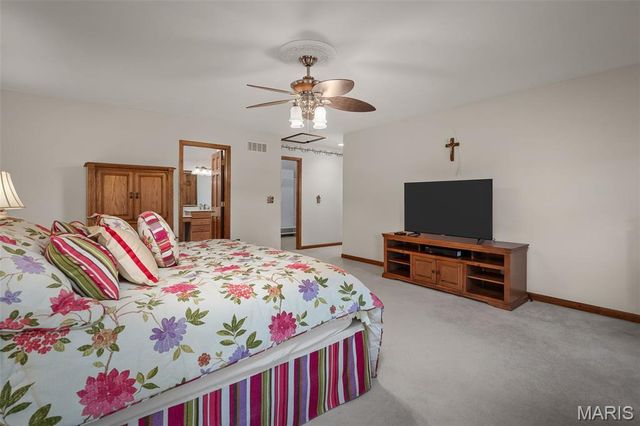141 Canyon Creek Circle, Moscow Mills, MO 63362