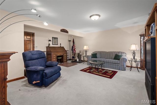 141 Canyon Creek Circle, Moscow Mills, MO 63362