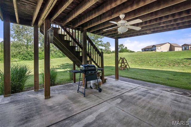 141 Canyon Creek Circle, Moscow Mills, MO 63362