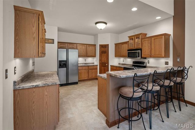 141 Canyon Creek Circle, Moscow Mills, MO 63362