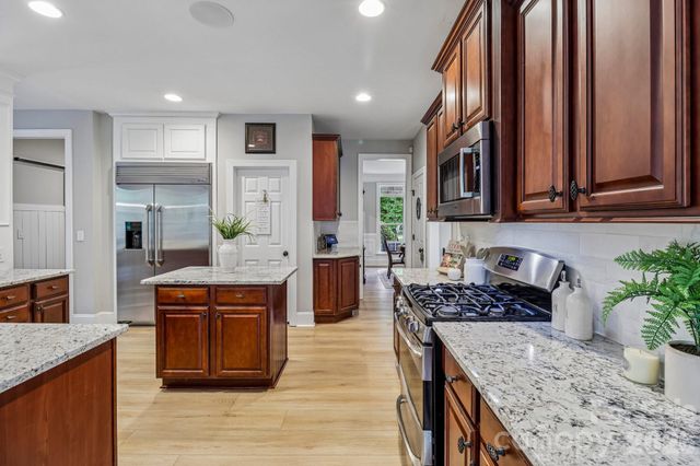 4006 Waxhaw Crossing Drive, Waxhaw, NC 28173