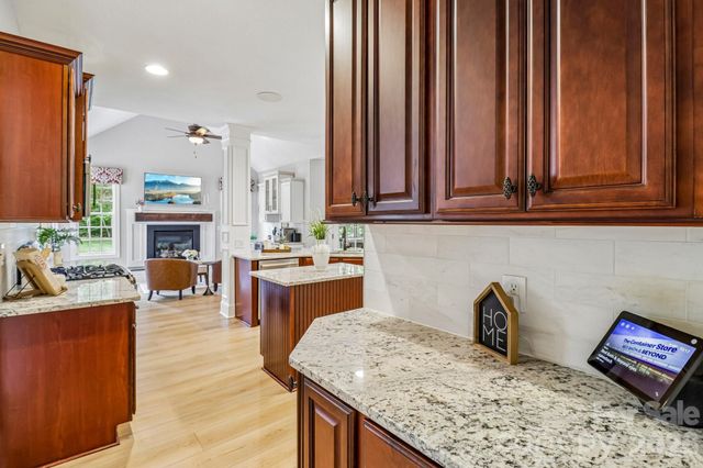 4006 Waxhaw Crossing Drive, Waxhaw, NC 28173