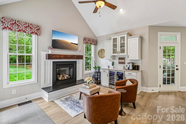 4006 Waxhaw Crossing Drive, Waxhaw, NC 28173