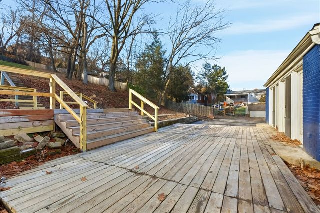 2830 Sussex Ave, Brookline, PA 15226