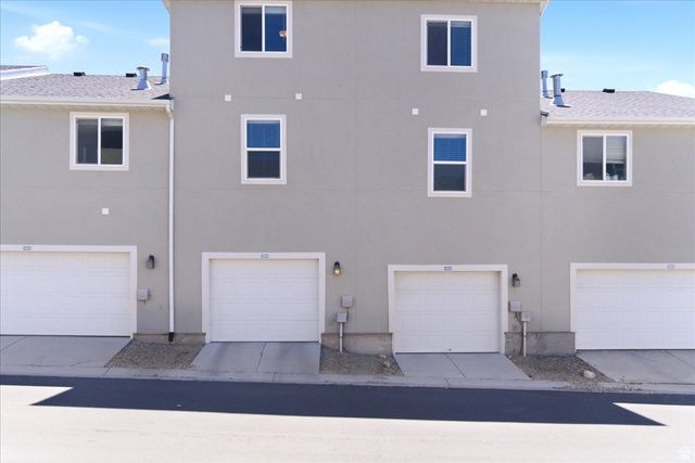 14408 S OAKFIELD WAY, Herriman, UT 84096