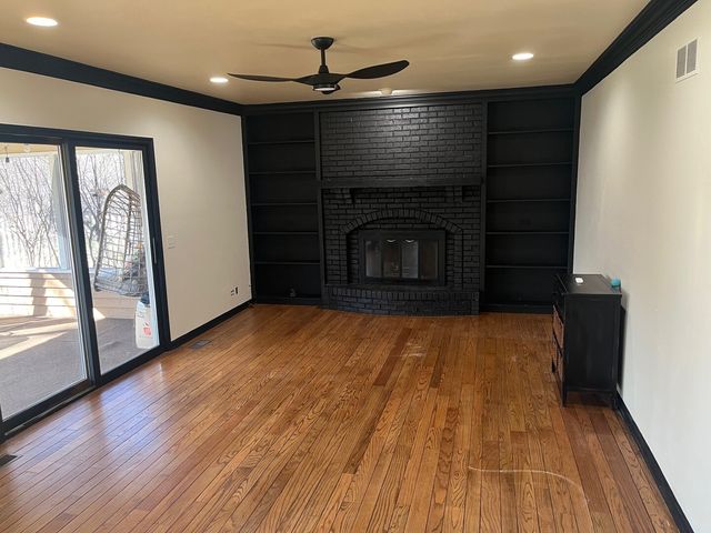 1914 Howard Street, Wheaton, IL 60187