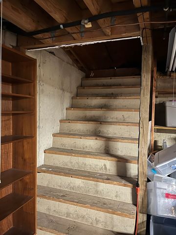 1914 Howard Street, Wheaton, IL 60187