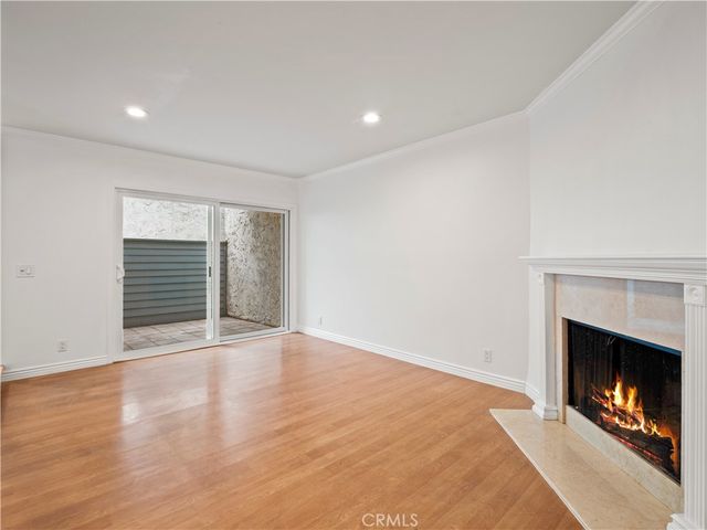 18411 Hatteras Street 138, Tarzana, CA 91356