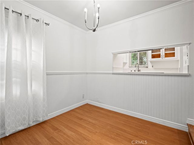 18411 Hatteras Street 138, Tarzana, CA 91356
