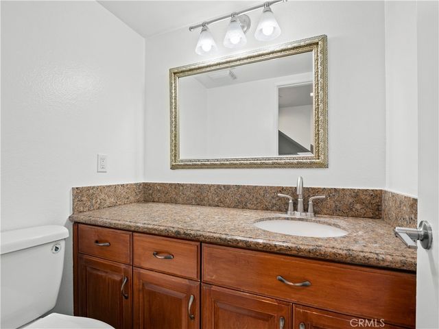 18411 Hatteras Street 138, Tarzana, CA 91356