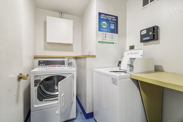 24 Merrill Street APT C1, Hartford, CT 06106