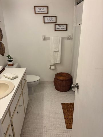 5689 GARDENS DRIVE, Sarasota, FL 34243