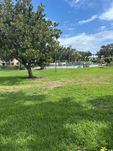 5689 GARDENS DRIVE, Sarasota, FL 34243