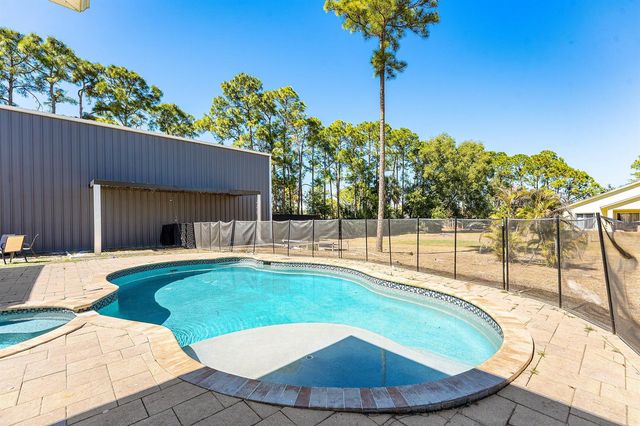 17225 80th Street N, Loxahatchee, FL 33470