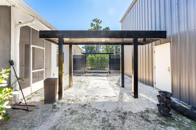 17225 80th Street N, Loxahatchee, FL 33470