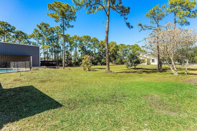 17225 80th Street N, Loxahatchee, FL 33470