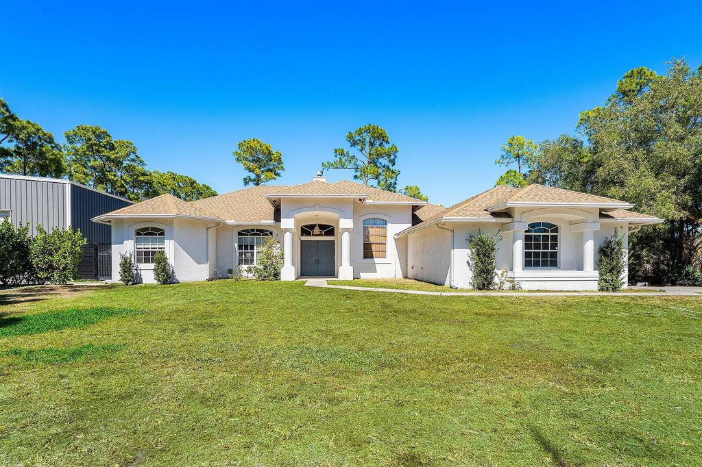 17225 80th Street N, Loxahatchee, FL 33470