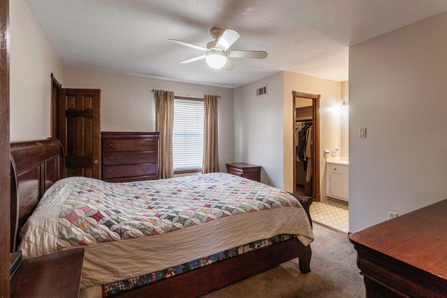 3462 FOX MEADOWS RD, Memphis, TN 38115