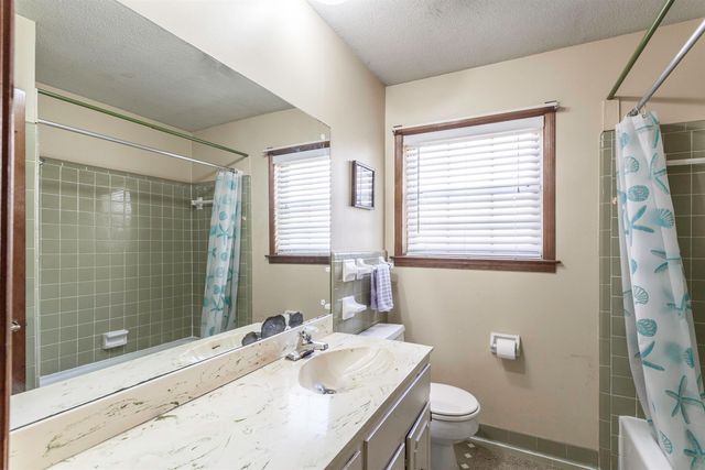 3462 FOX MEADOWS RD, Memphis, TN 38115