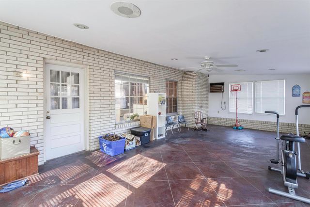 3462 FOX MEADOWS RD, Memphis, TN 38115