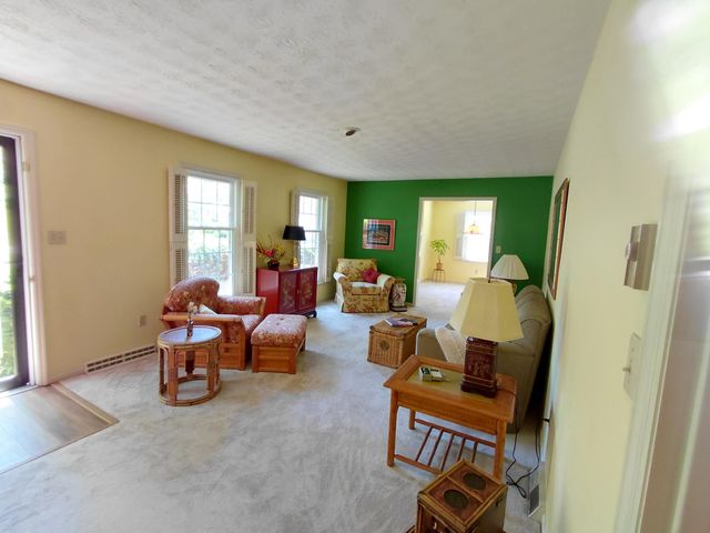 529 Silverbrook Drive, Danville, KY 40422