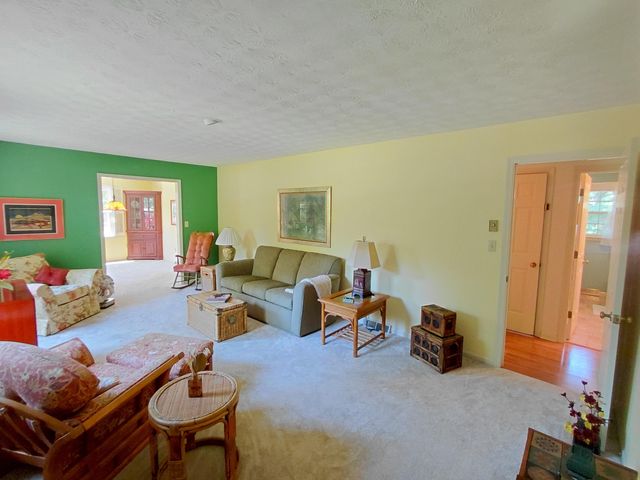 529 Silverbrook Drive, Danville, KY 40422
