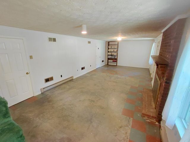 529 Silverbrook Drive, Danville, KY 40422
