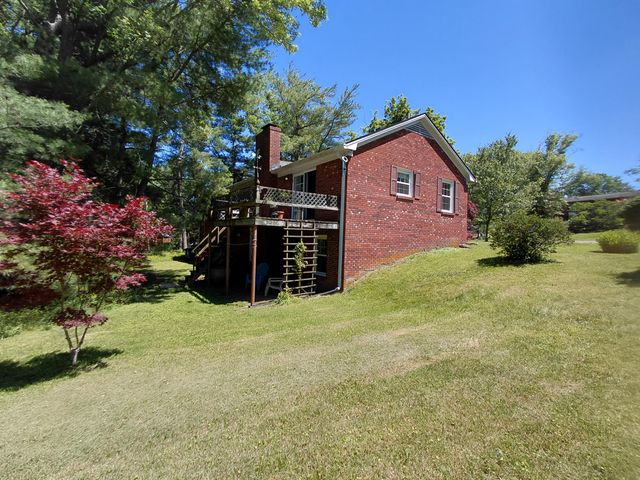 529 Silverbrook Drive, Danville, KY 40422