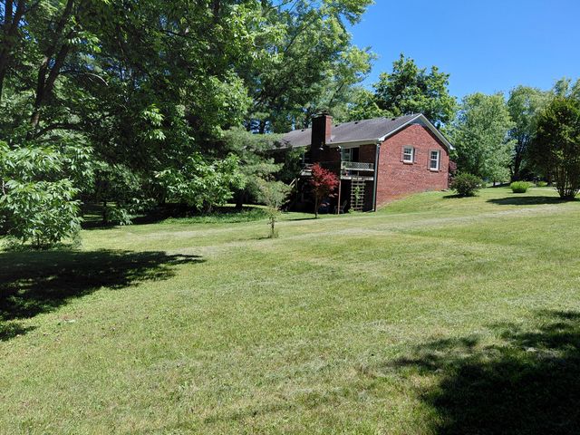 529 Silverbrook Drive, Danville, KY 40422