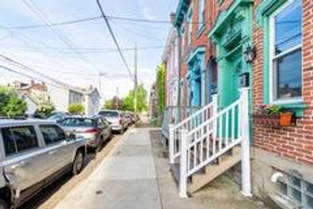 2120 Sidney St, South Side, PA 15203