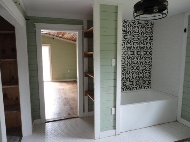 24 Smith Road, Tumbling Shoals, AR 72581