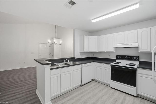 404 Egret Lndg Apt 304, Virginia Beach, VA 23454