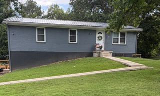 726 Lafayette Rd, Clarksville, TN 37042