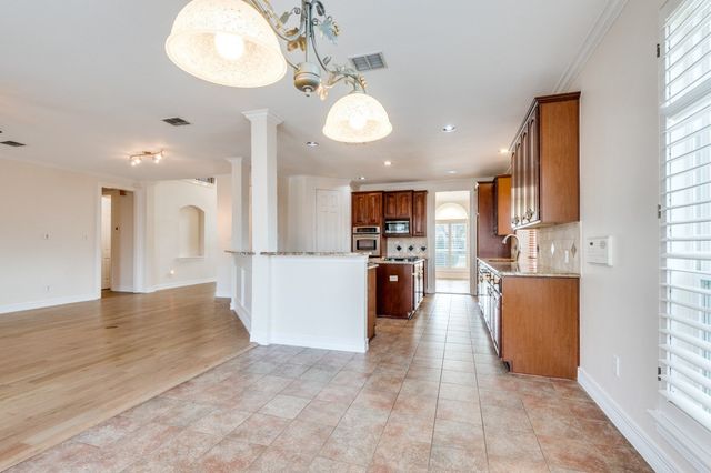 702 E Peninsula Drive, Coppell, TX 75019