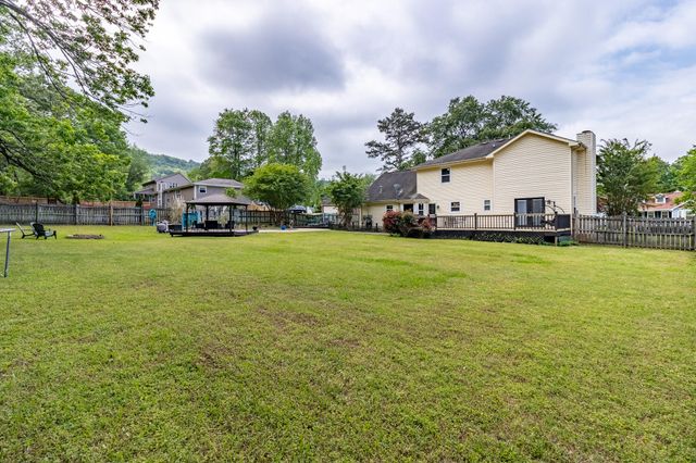 9505 Post Oak Drive, Ooltewah, TN 37363