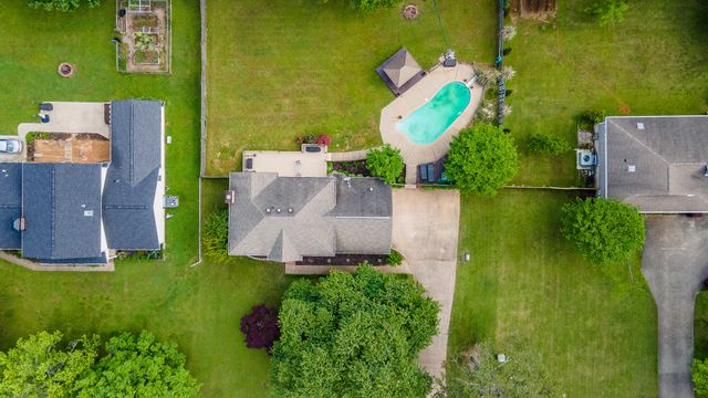 9505 Post Oak Drive, Ooltewah, TN 37363