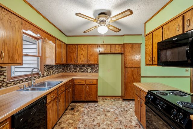 217 Cedar St, Chatsworth, GA 30705