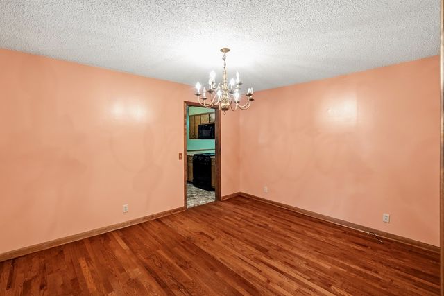 217 Cedar St, Chatsworth, GA 30705