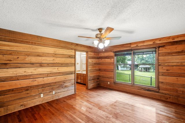 217 Cedar St, Chatsworth, GA 30705
