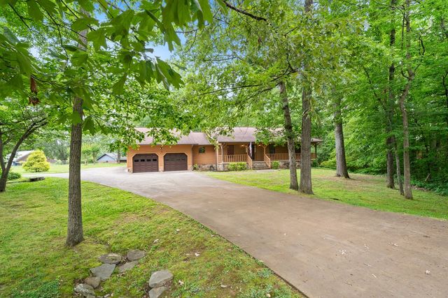 217 Cedar St, Chatsworth, GA 30705