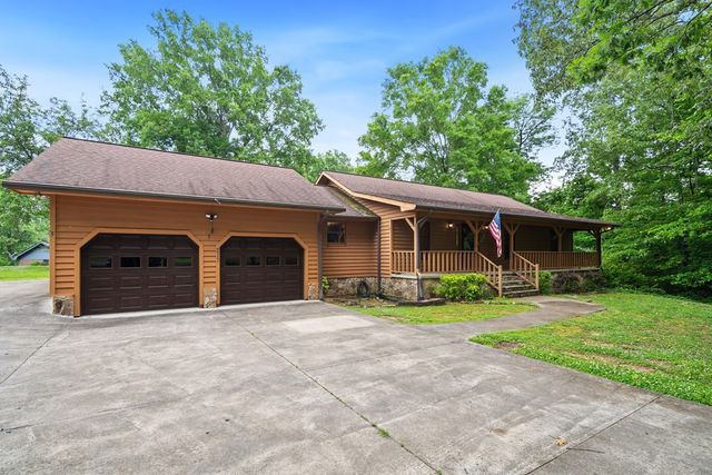 217 Cedar St, Chatsworth, GA 30705